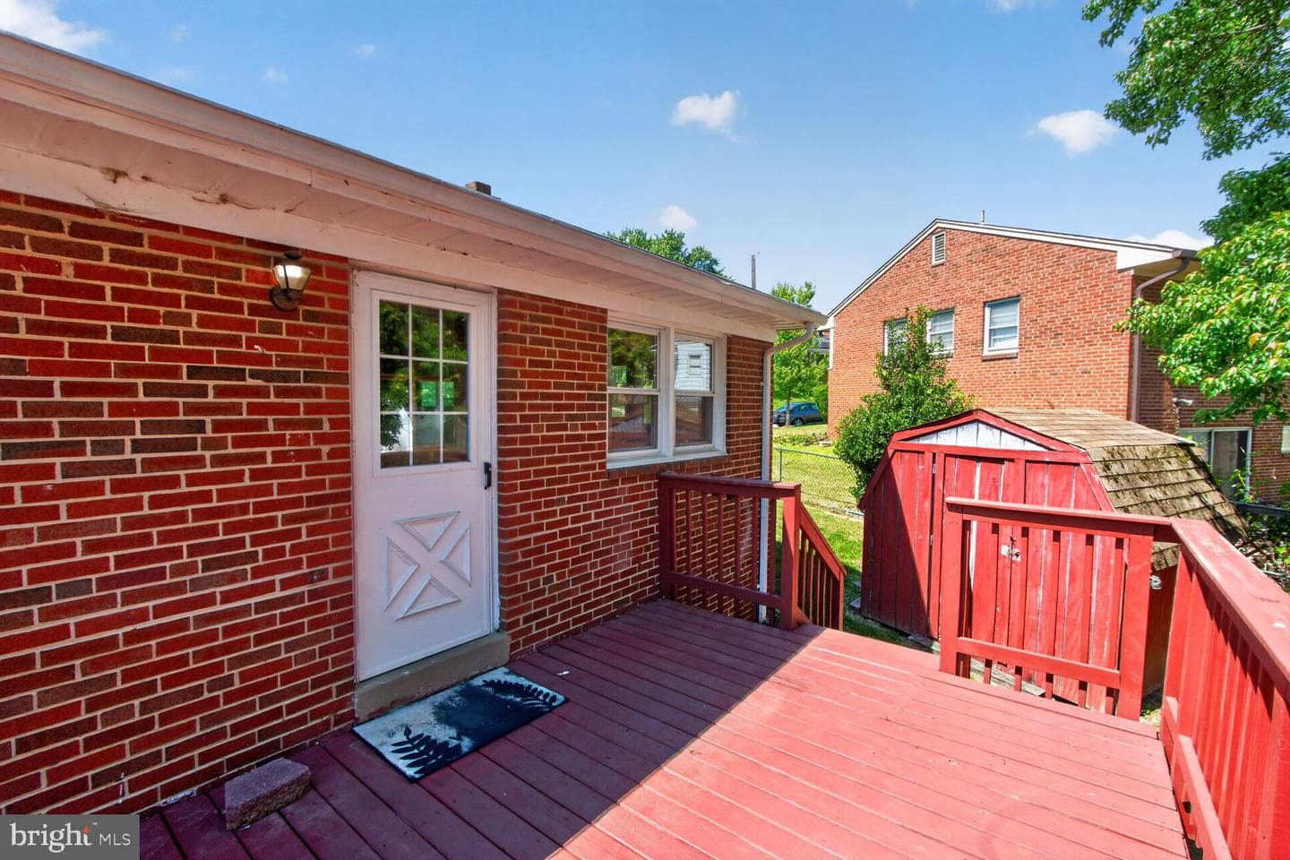 914 Linwood Street photo 18