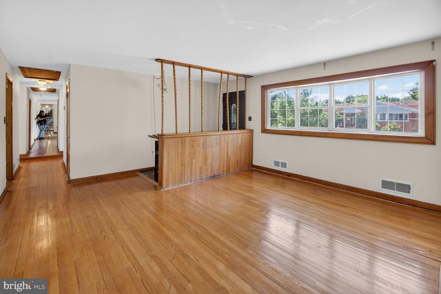 914 Linwood Street photo 3
