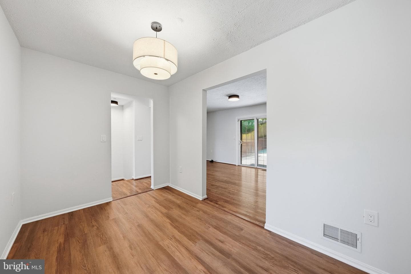 5515 K St photo 19