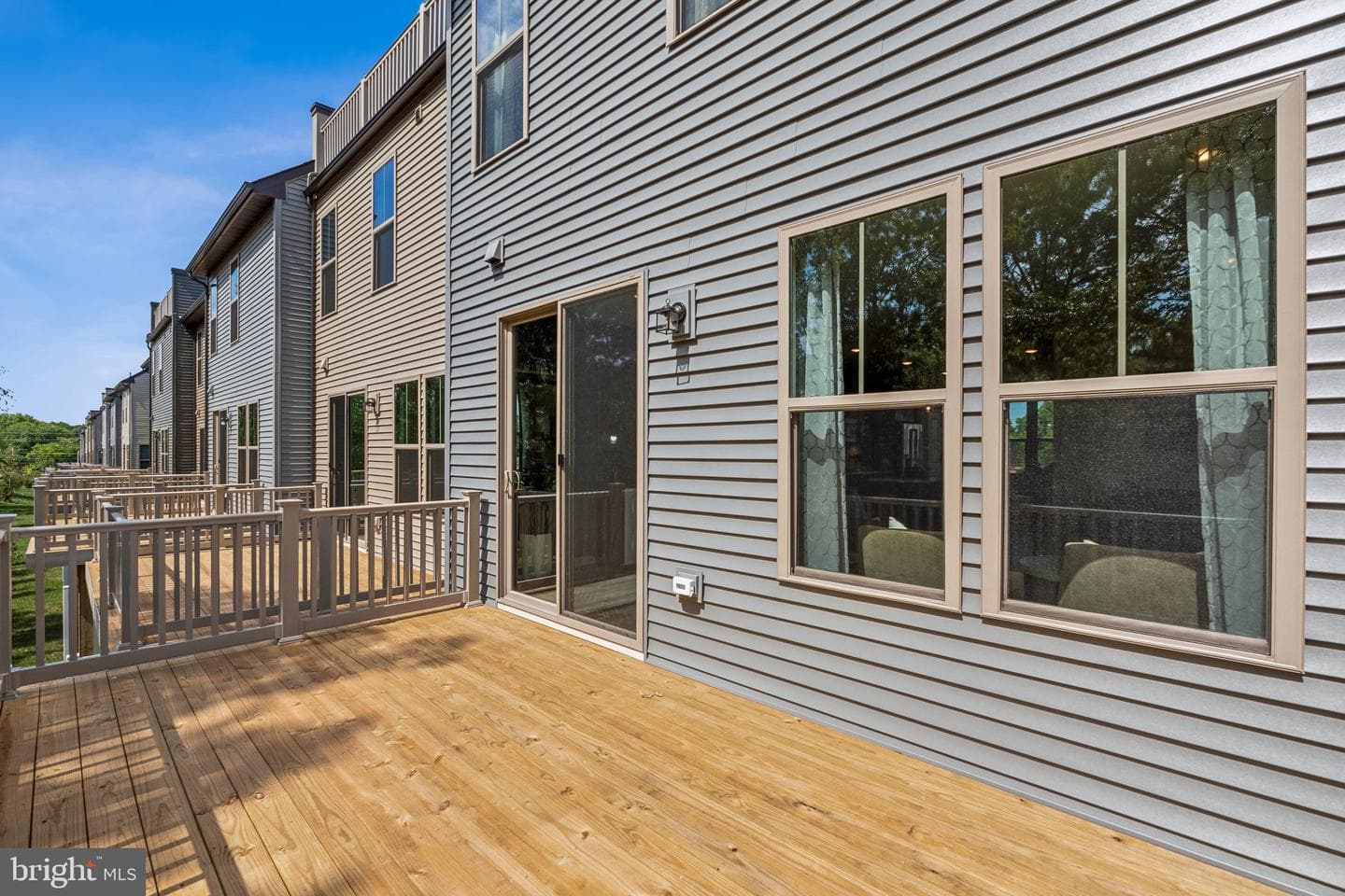 7041 Woodlands Green Road photo 36