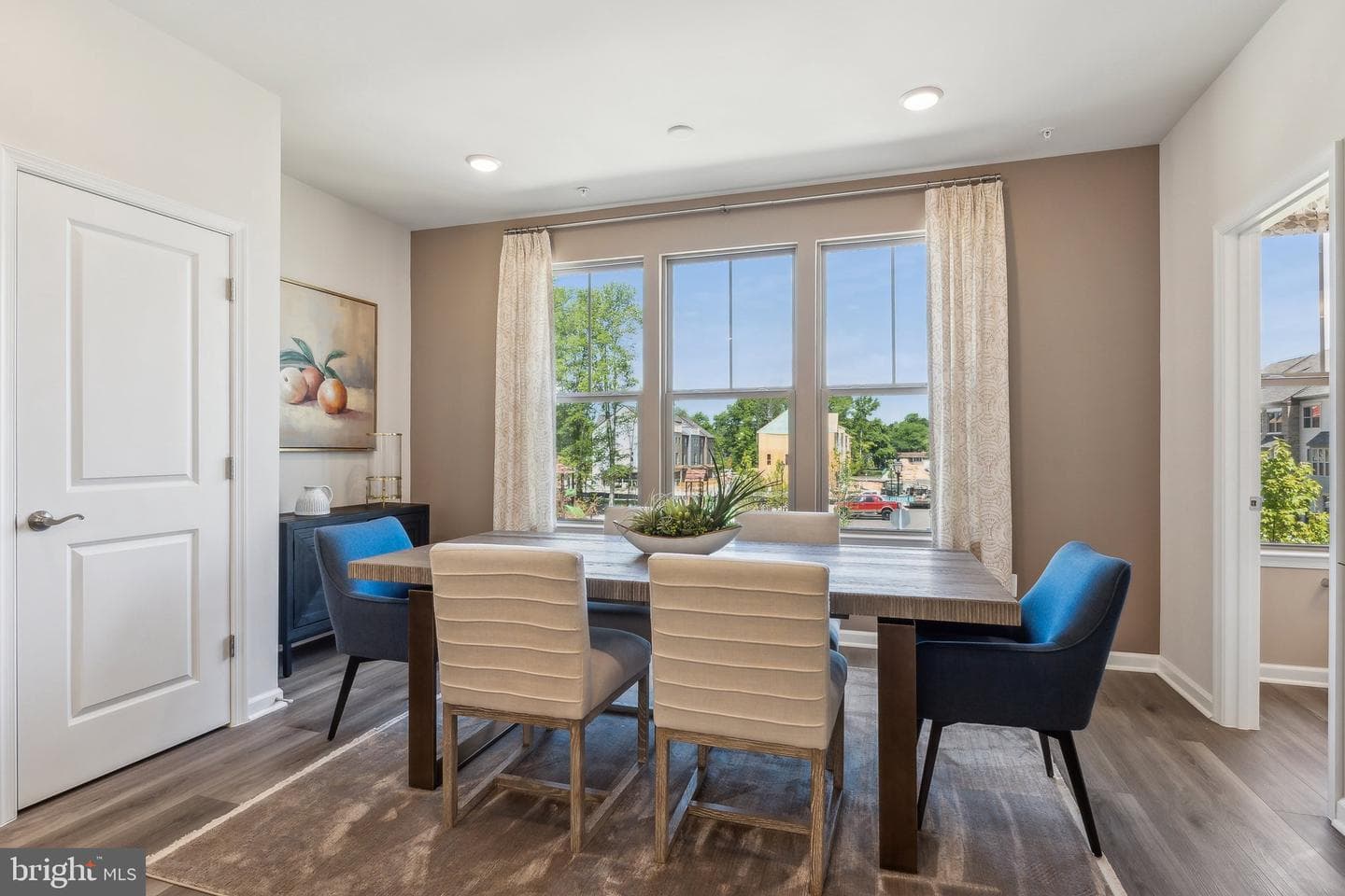 7041 Woodlands Green Road photo 6