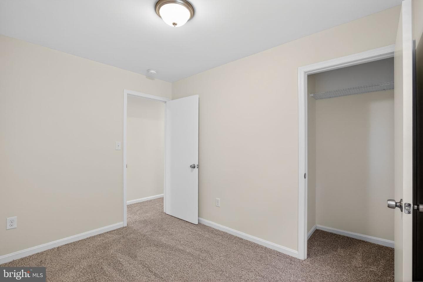 9510 Fox Run Drive photo 19