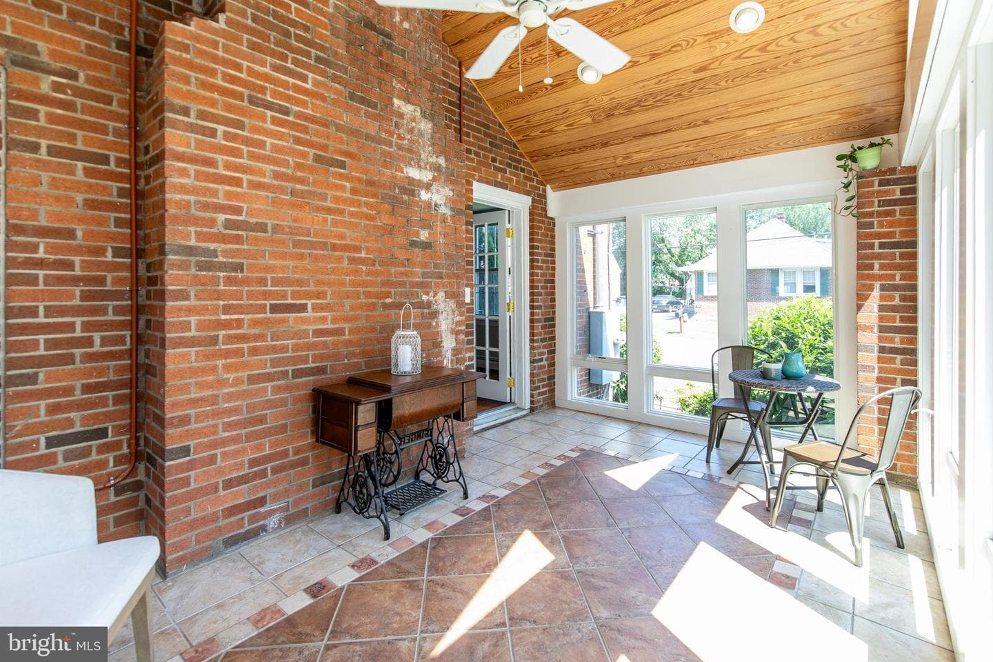 14107 Rectory Lane photo 8