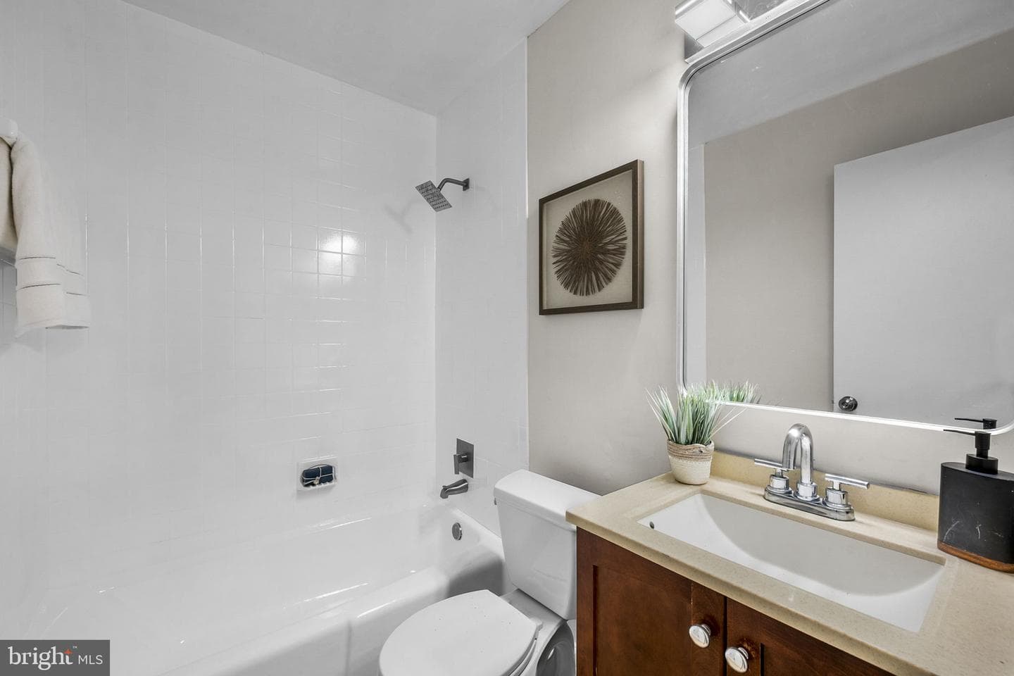 7608 Lotus Court photo 35