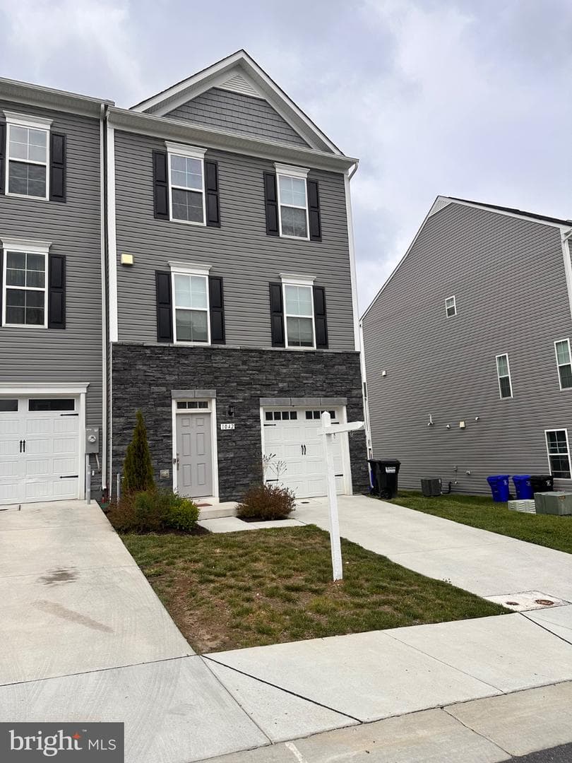 1042 Highpoint Trl, Laurel