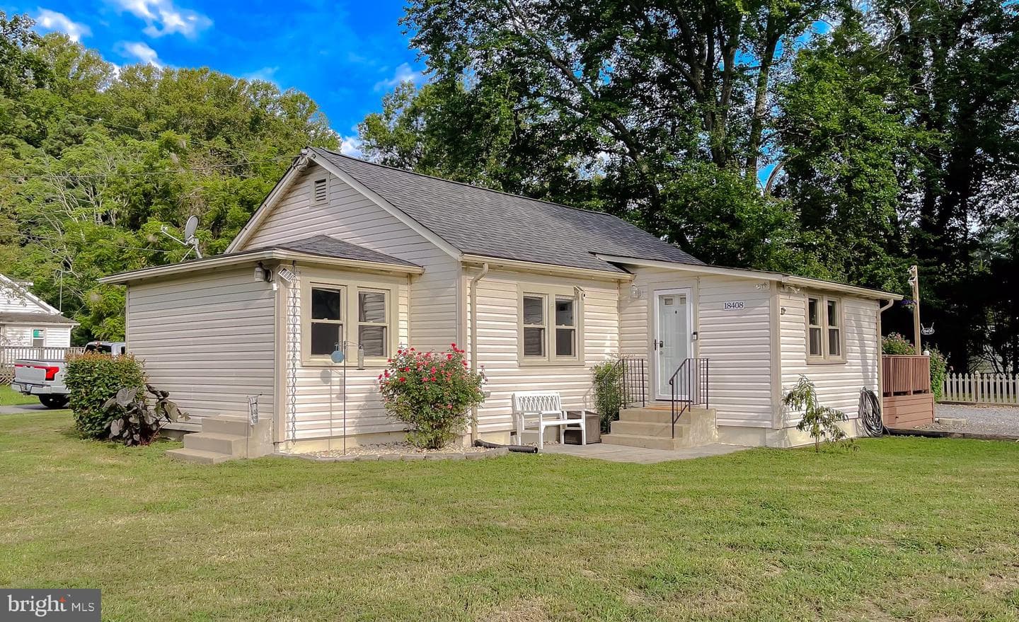18408 Juniper Trl photo 1
