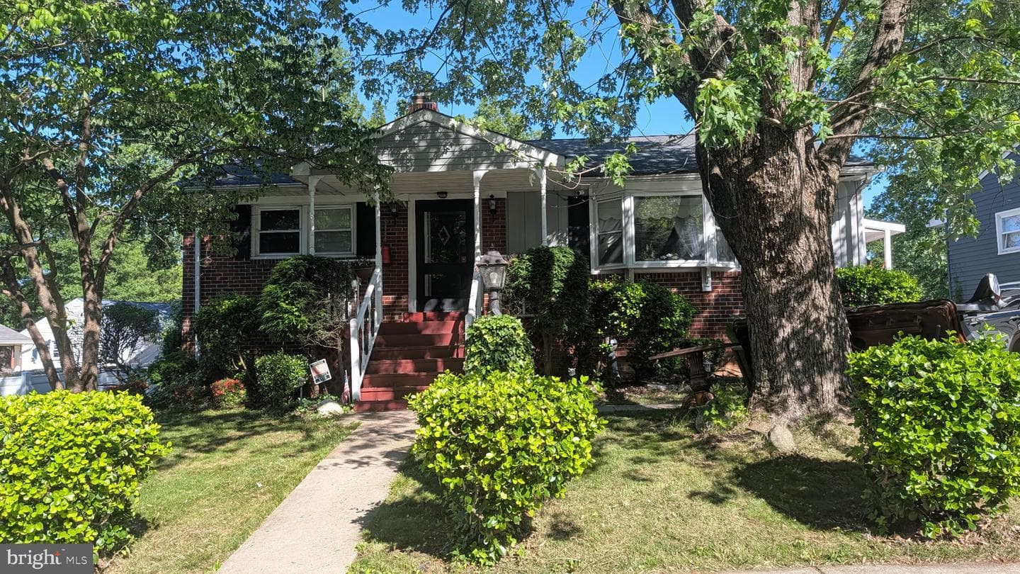 1118 12th Street, Laurel