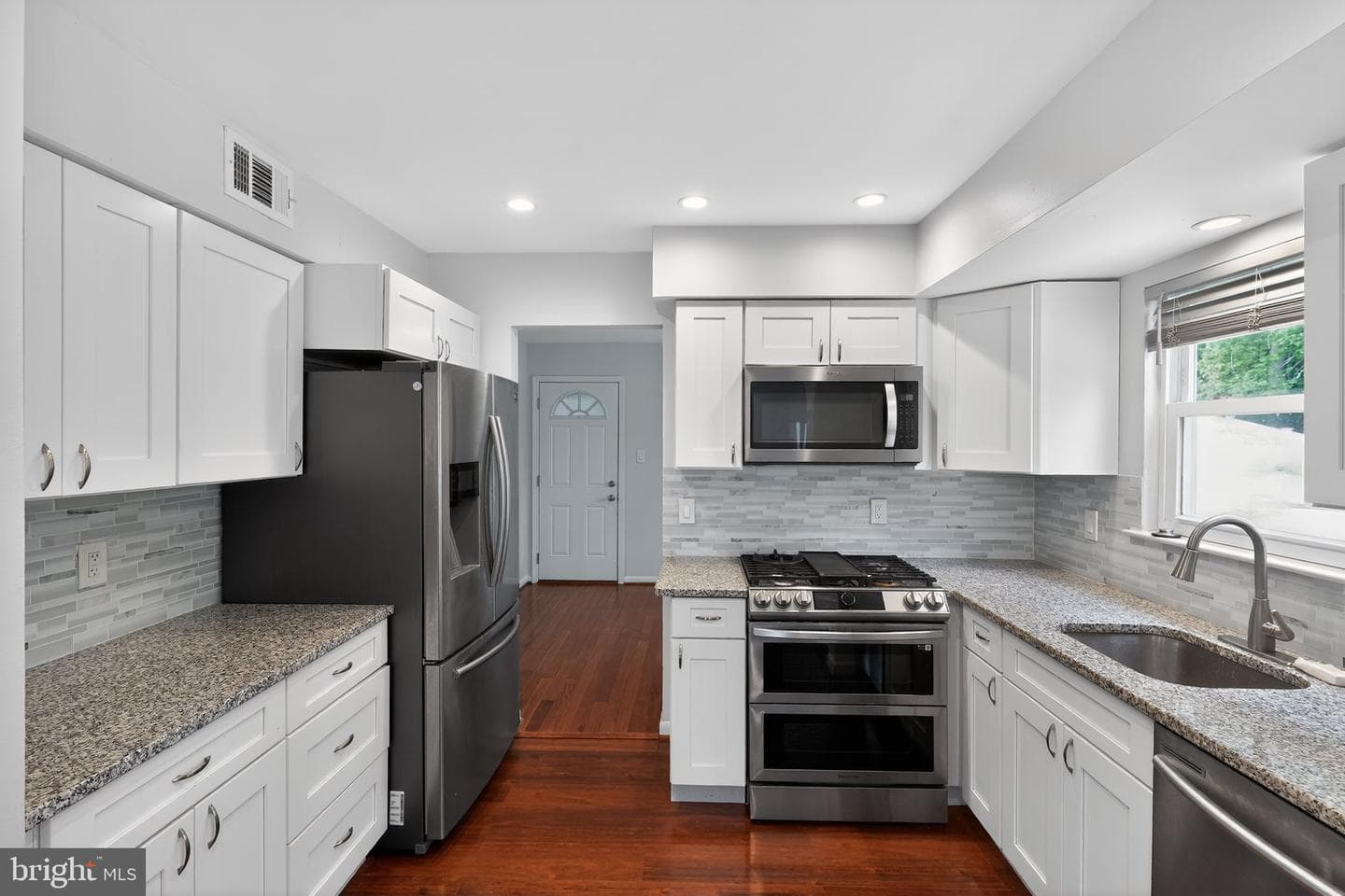 13312 Fort Washington Road photo 3