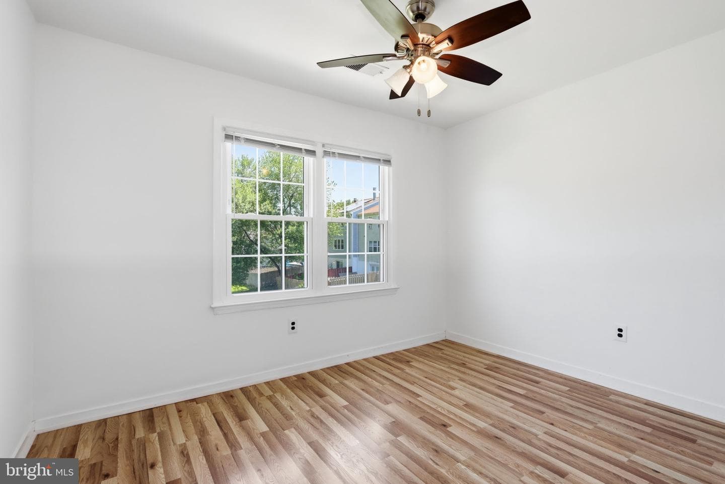 201 Castleton Place photo 16