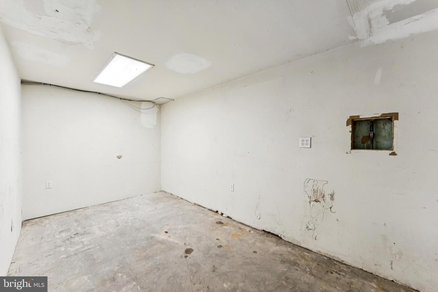 1004 White Oak Drive photo 28