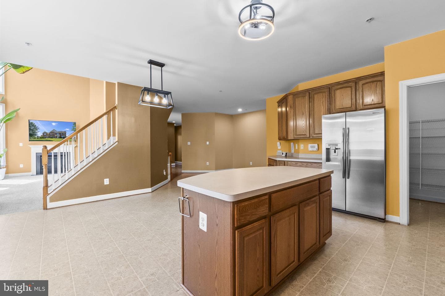 2501 Friendship Heights Drive photo 20