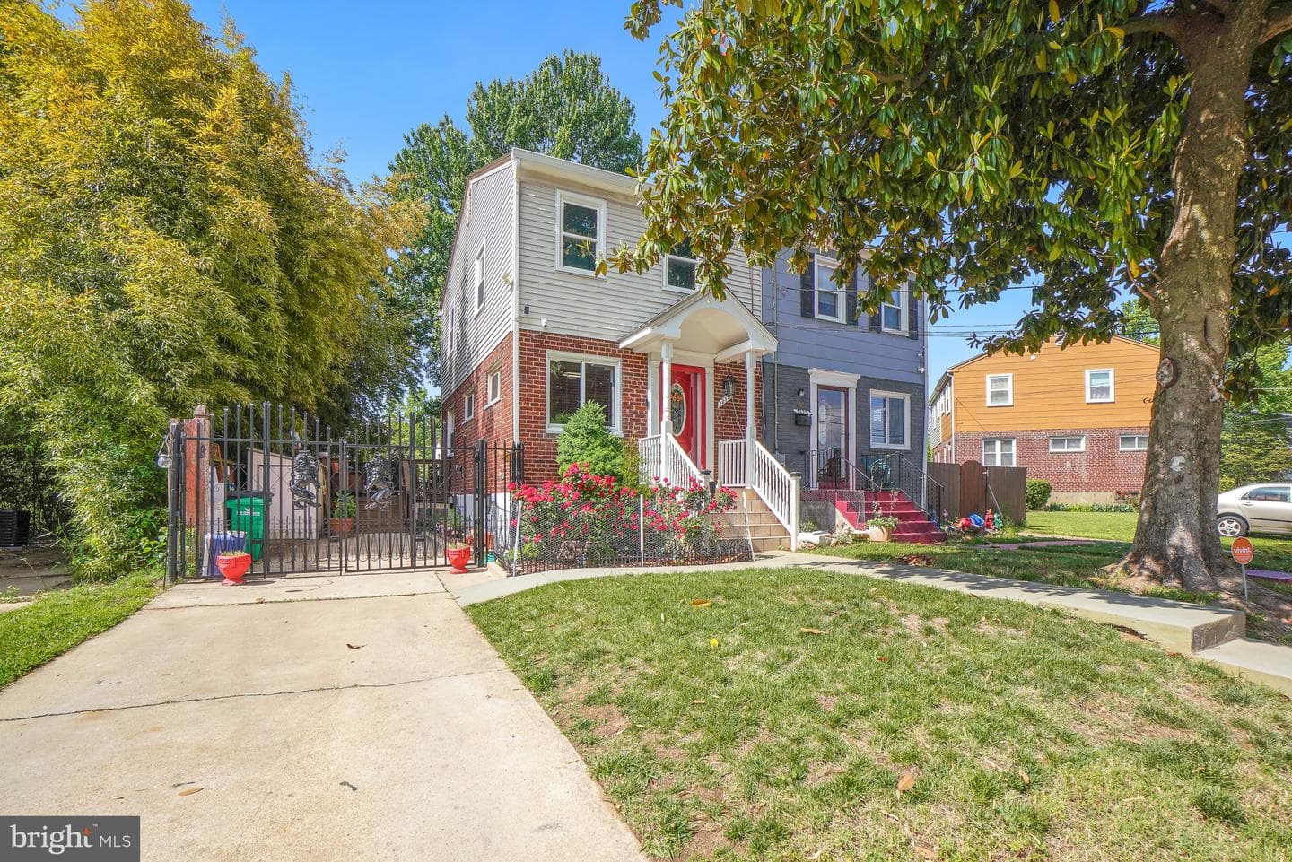 7218 Glenridge photo 2