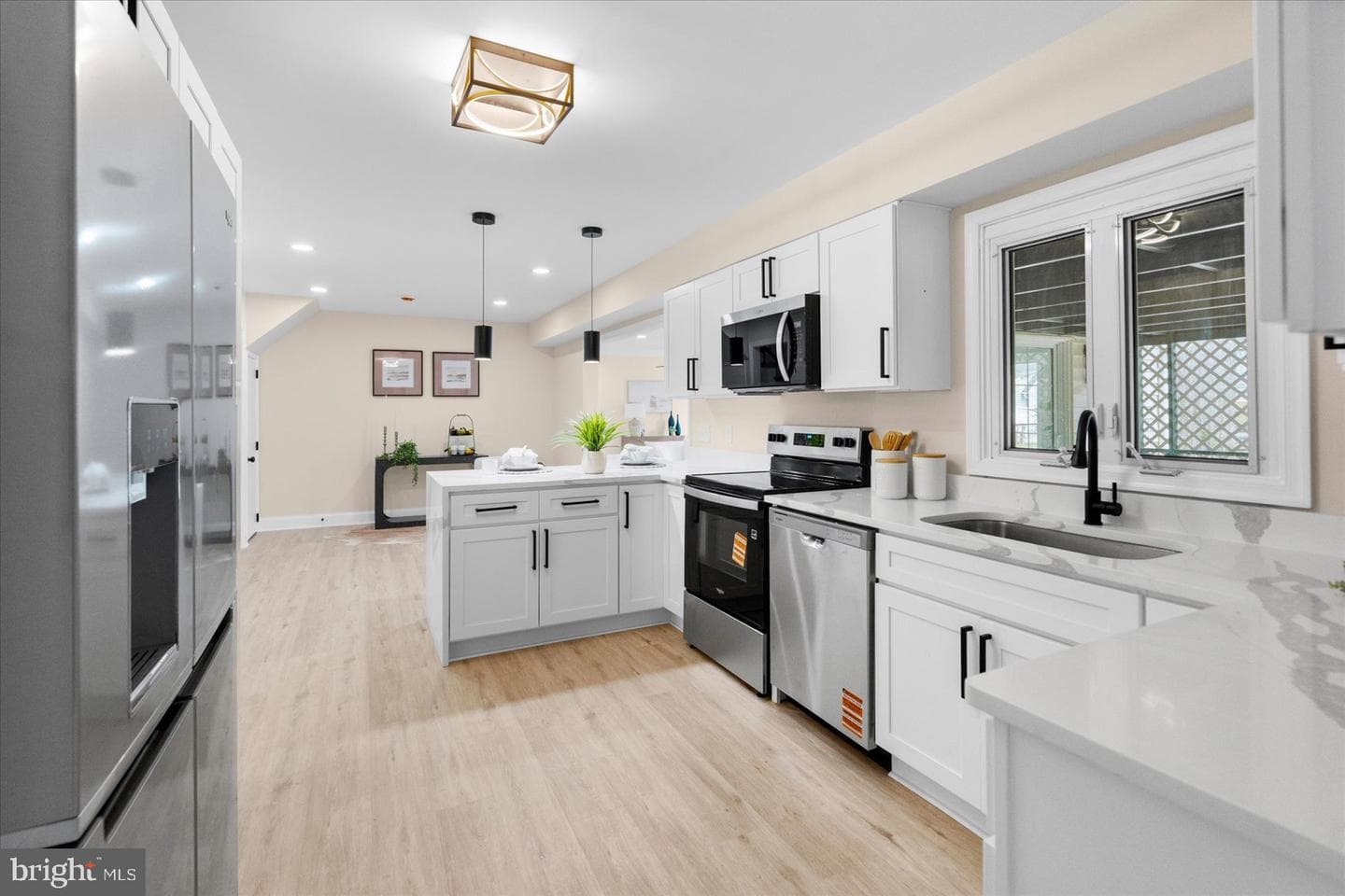 12508 Swirl Lane photo 15