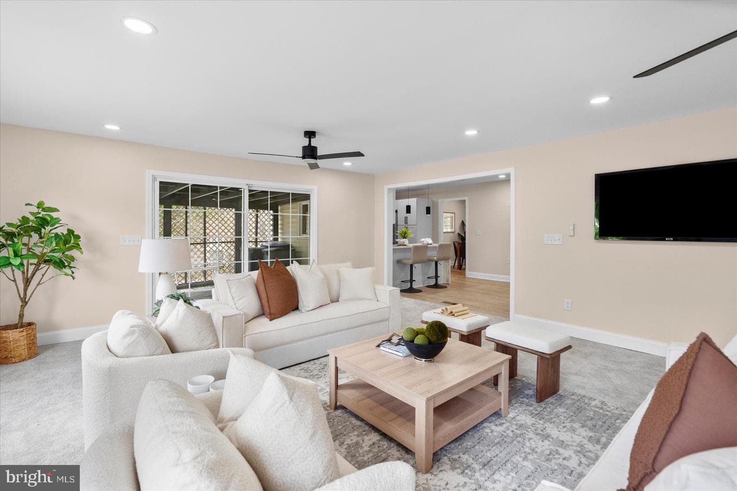 12508 Swirl Lane photo 8