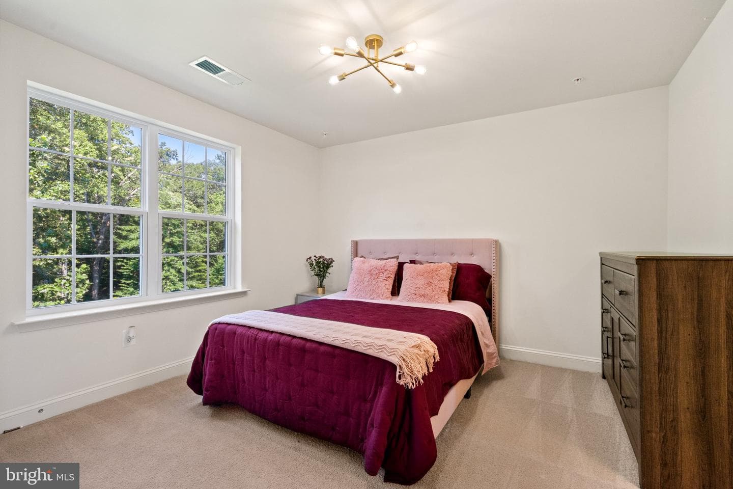 8400 Cedar Chase photo 16
