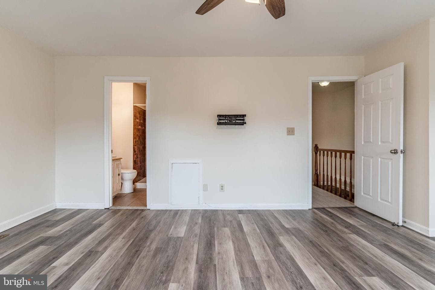 5922 Surratts Village Drive photo 24