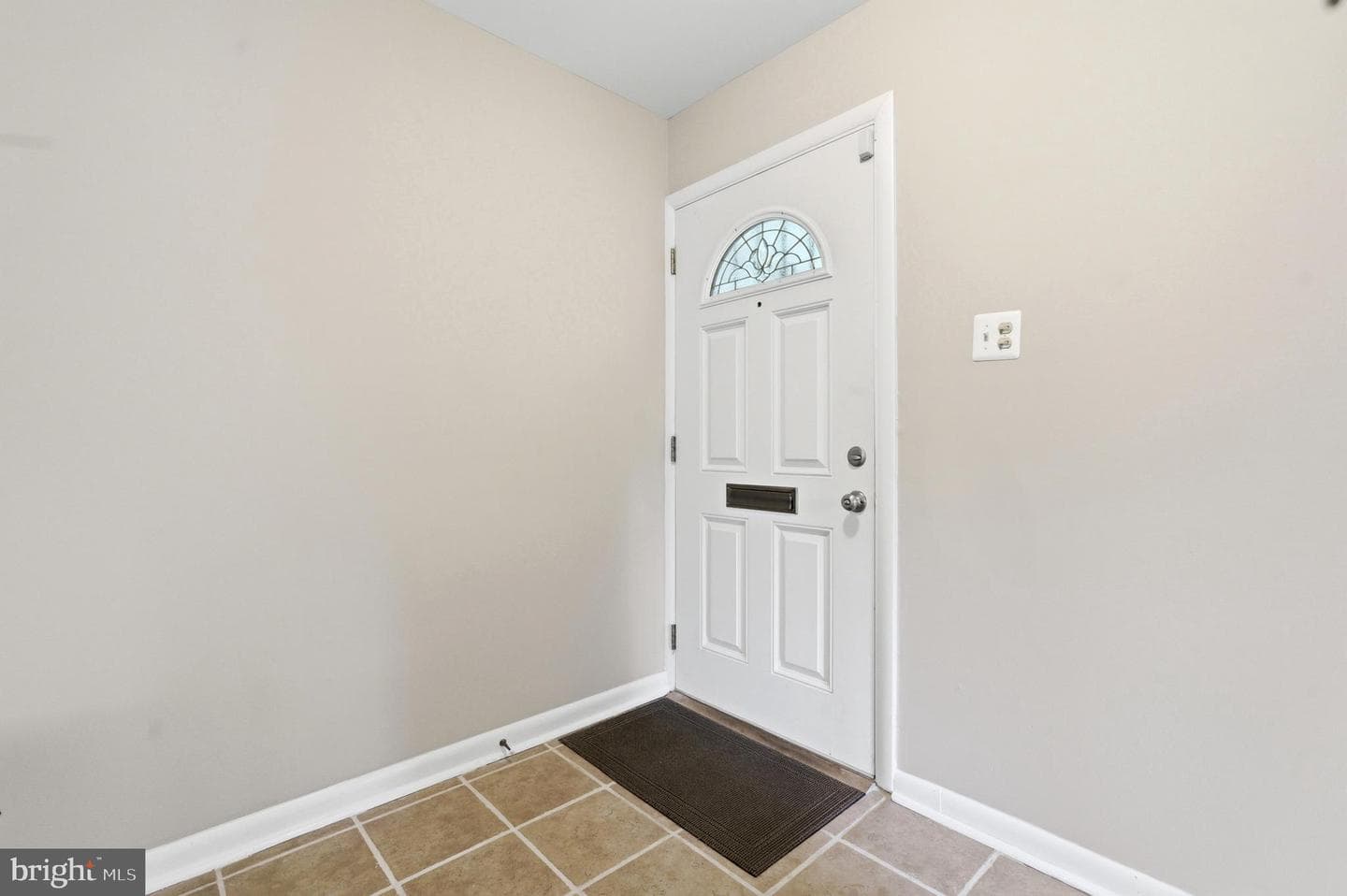 3826 Winchester Lane photo 8