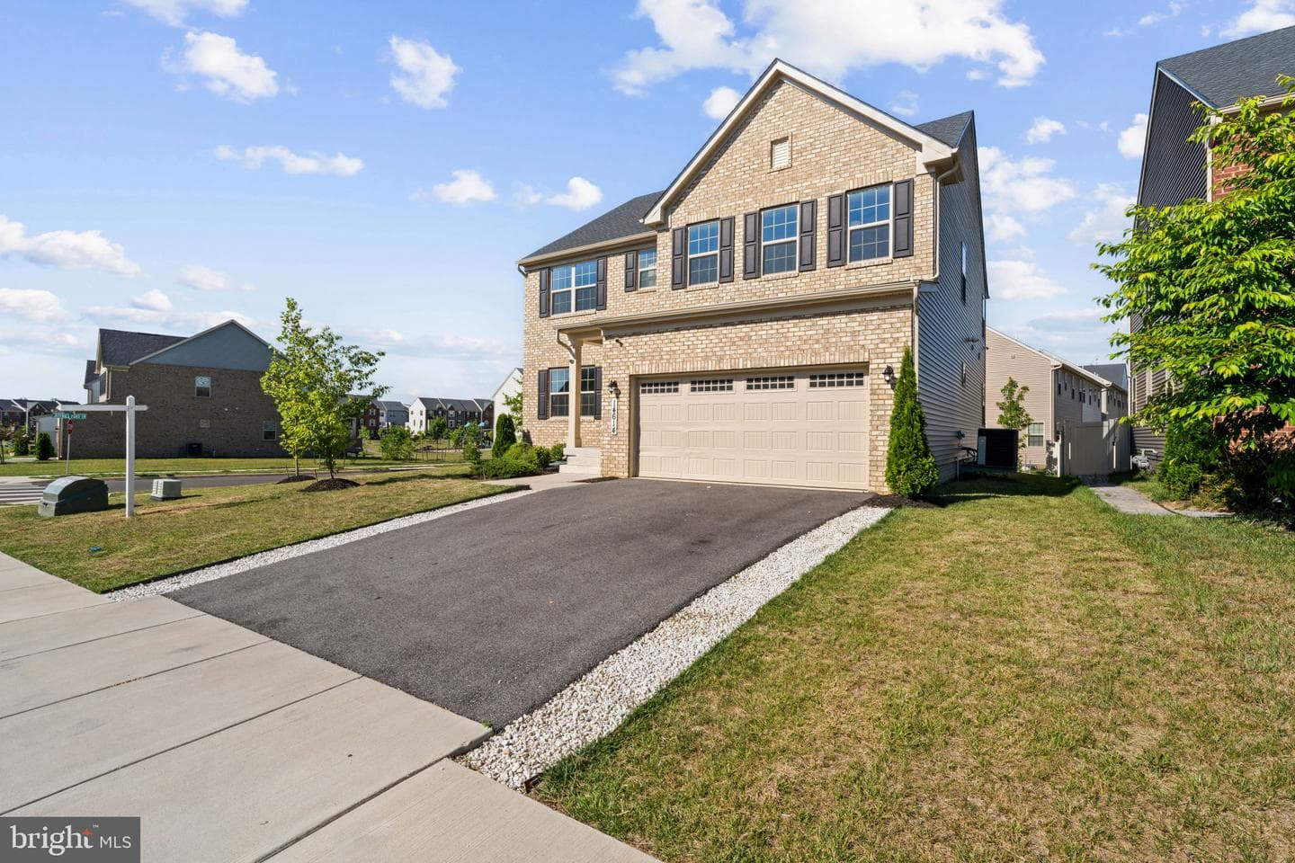 14614 Silver Hammer Way photo 3