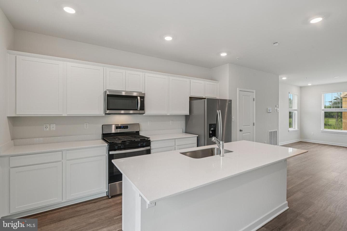 7428 Calm Retreat Boulevard photo 10