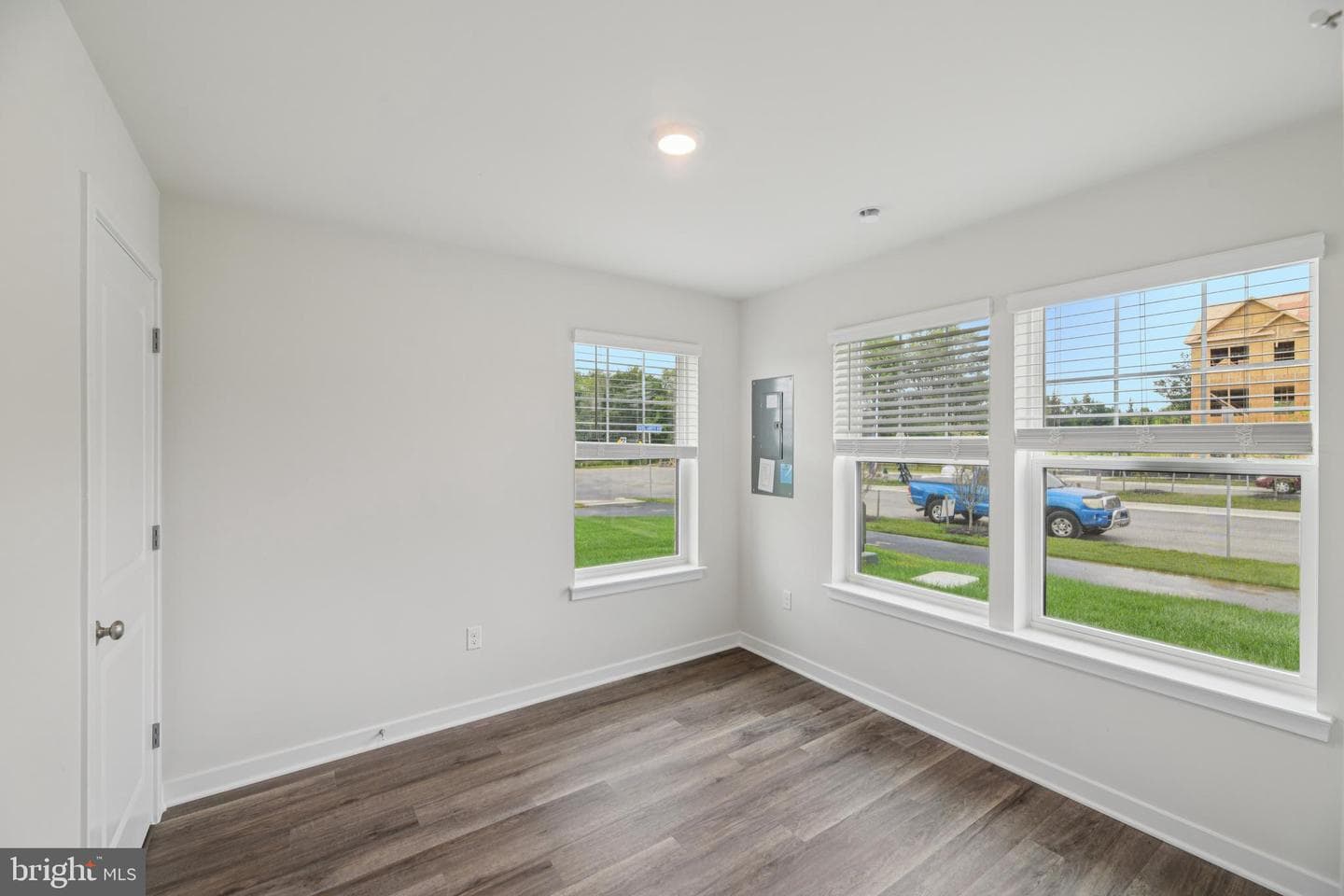 7428 Calm Retreat Boulevard photo 14