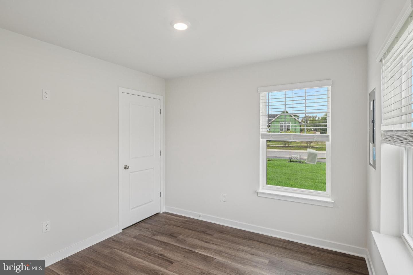 7428 Calm Retreat Boulevard photo 15