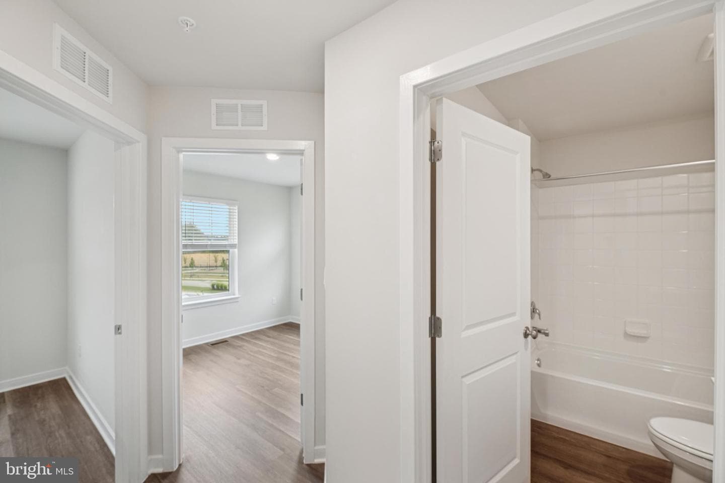 7428 Calm Retreat Boulevard photo 26