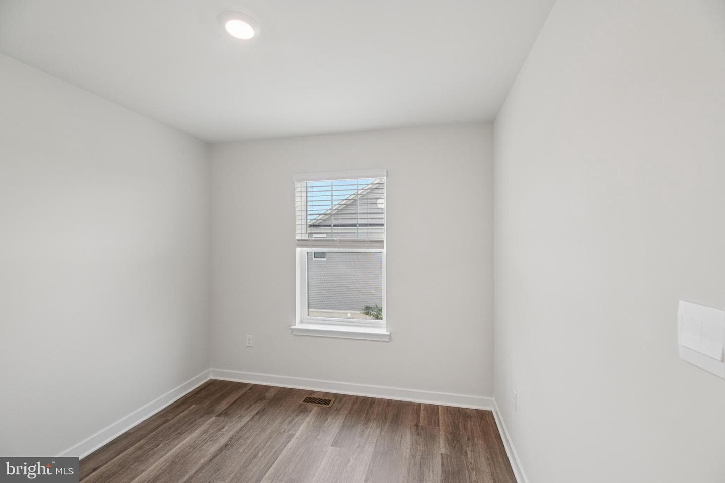 7428 Calm Retreat Boulevard photo 27