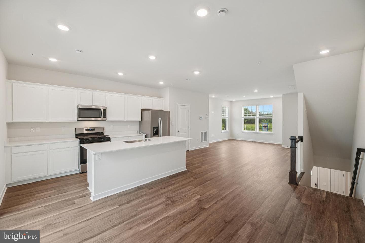 7428 Calm Retreat Boulevard photo 7
