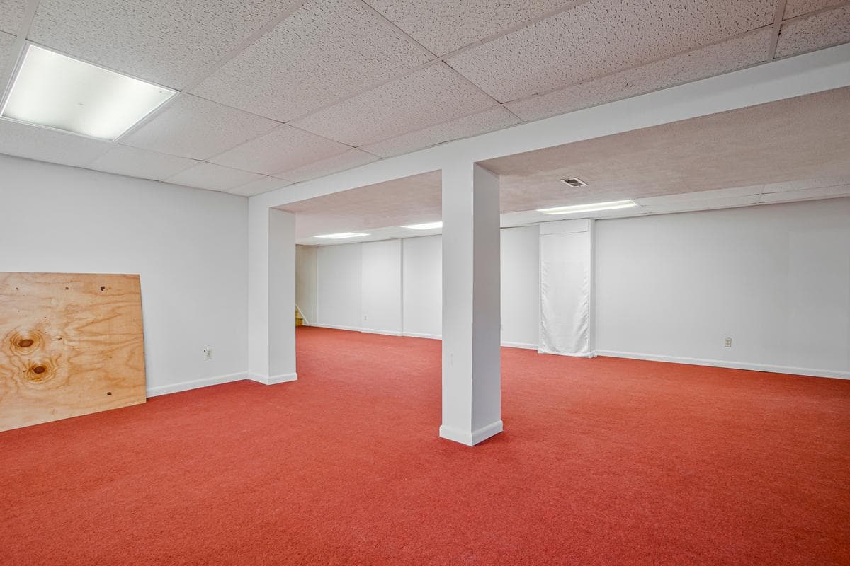 16704 Goldsborough Avenue photo 47