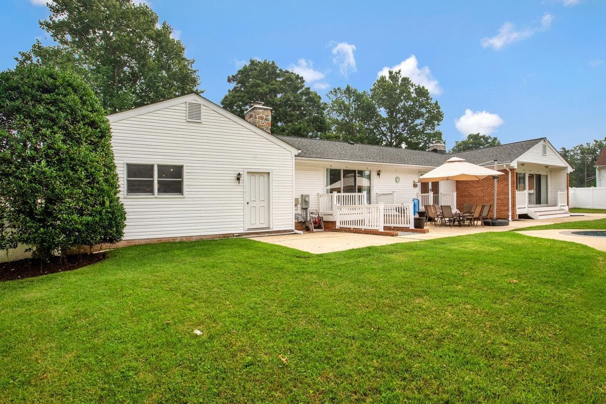 16704 Goldsborough Avenue photo 55