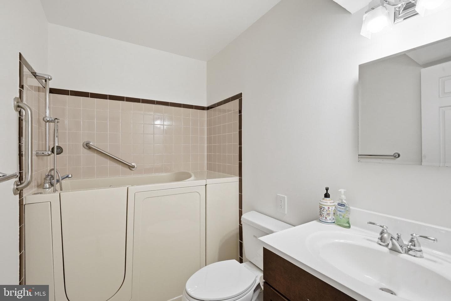 9008 Acredale Court photo 22