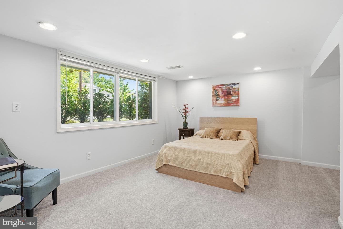 1809 Jarvis Avenue photo 17