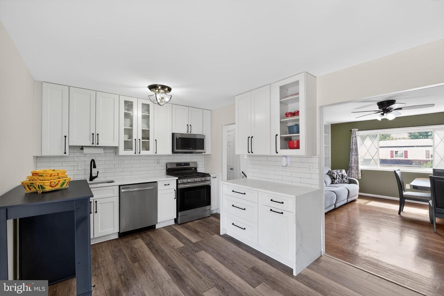 4328 Canyonview Drive photo 7