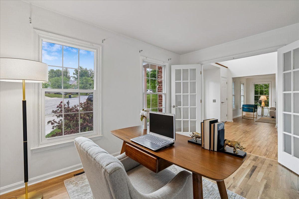 11101 Navigators Court photo 4