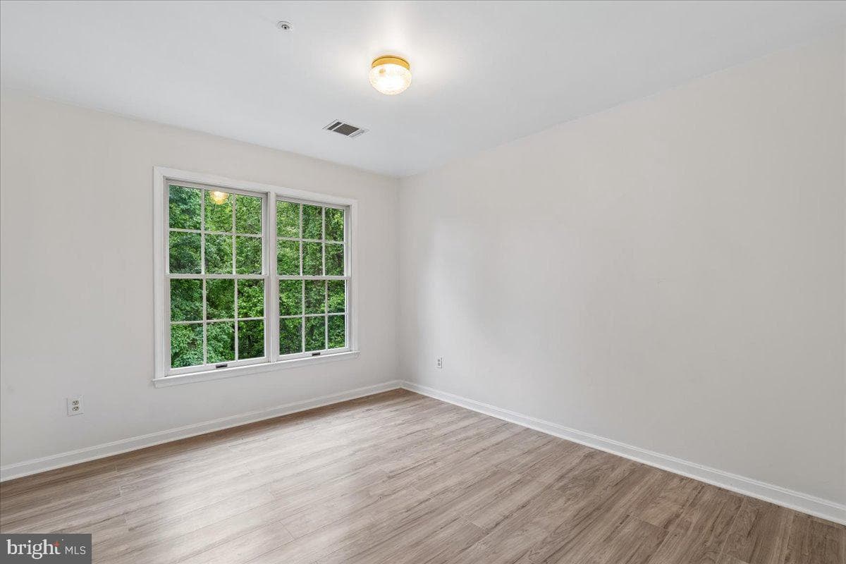 11101 Navigators Court photo 42