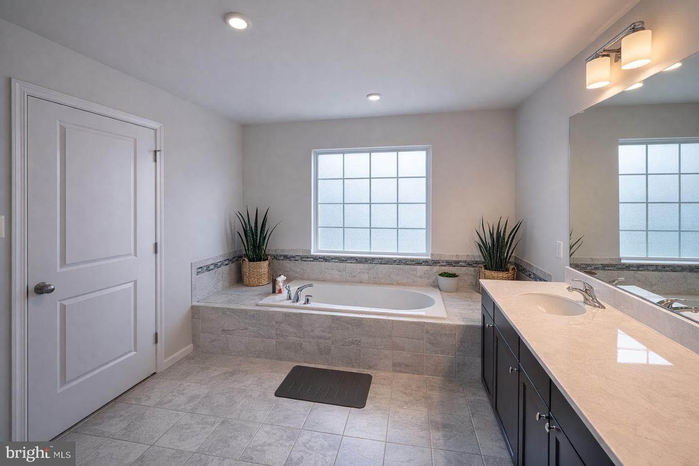9009 Village Springs Drive photo 9