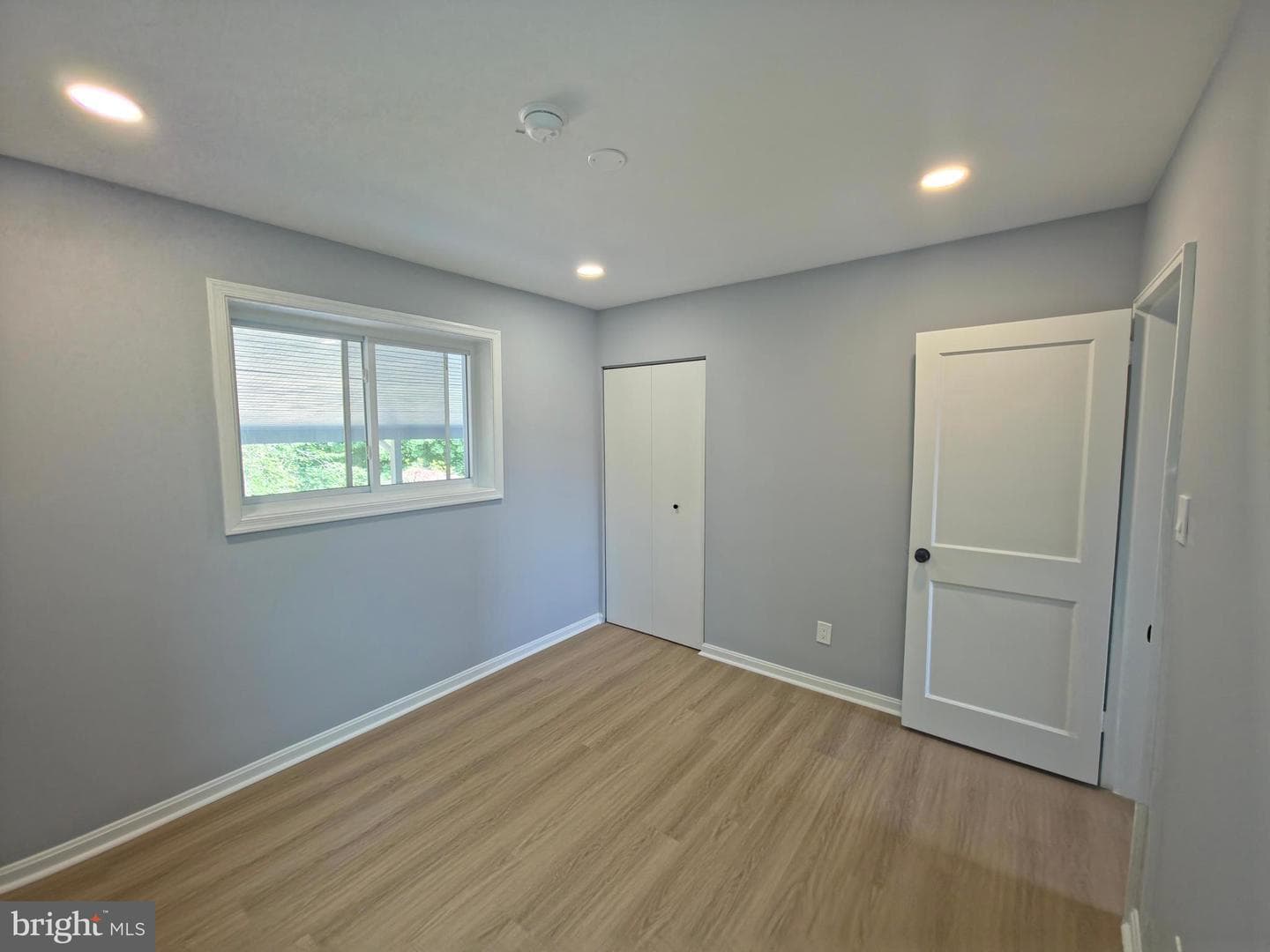 3516 Riviera Street photo 30