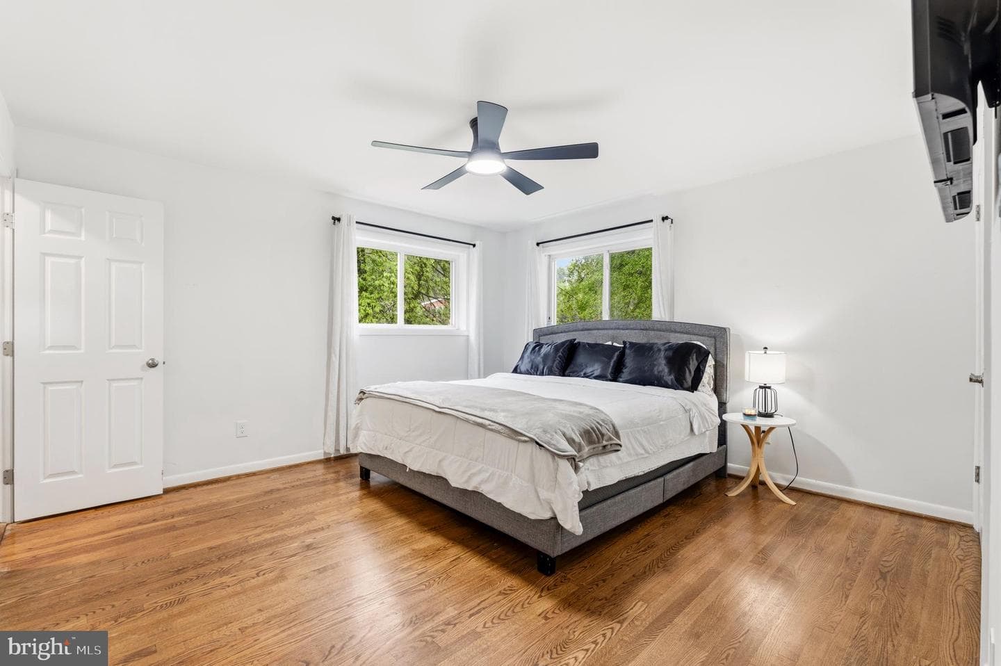 10111 Green Forest Drive photo 17