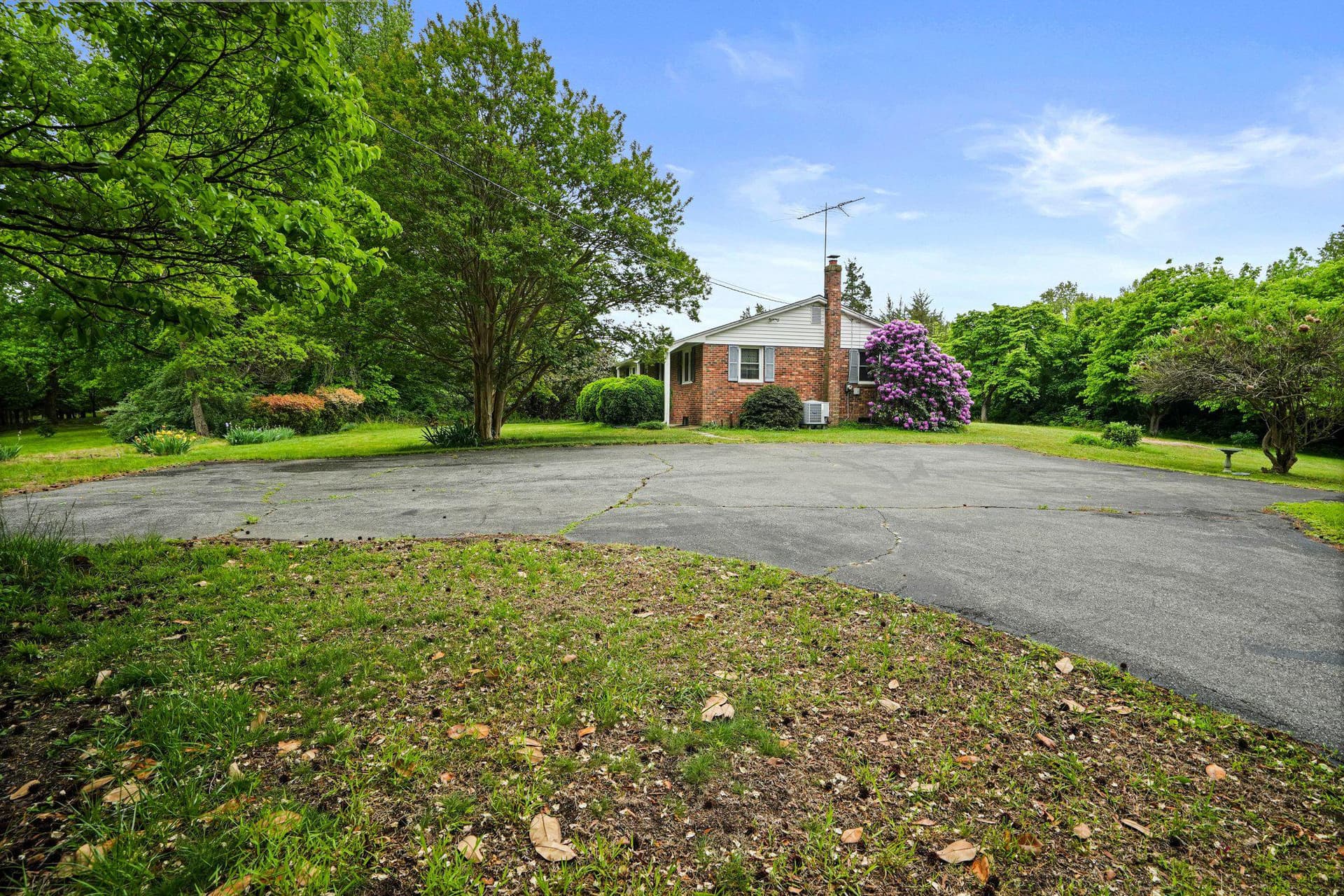 6201 Croom Station Road photo 4