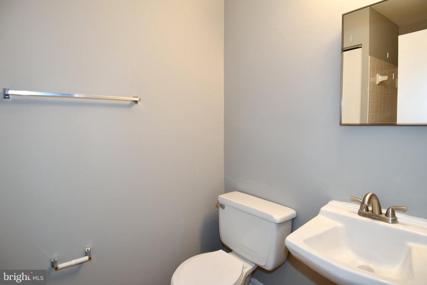 7737 Merrick Lane photo 20