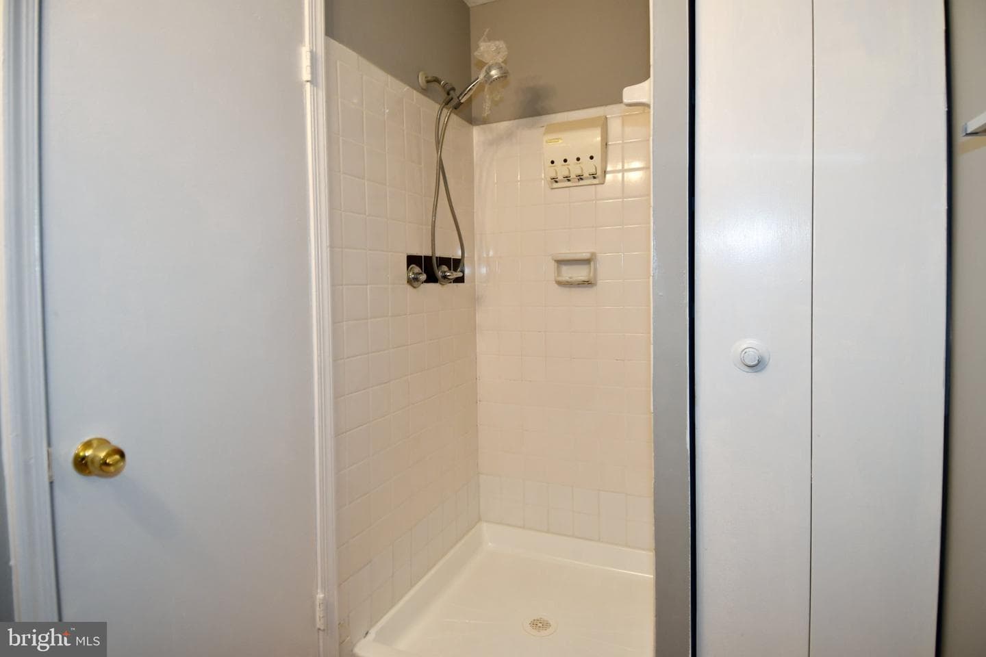 7737 Merrick Lane photo 21
