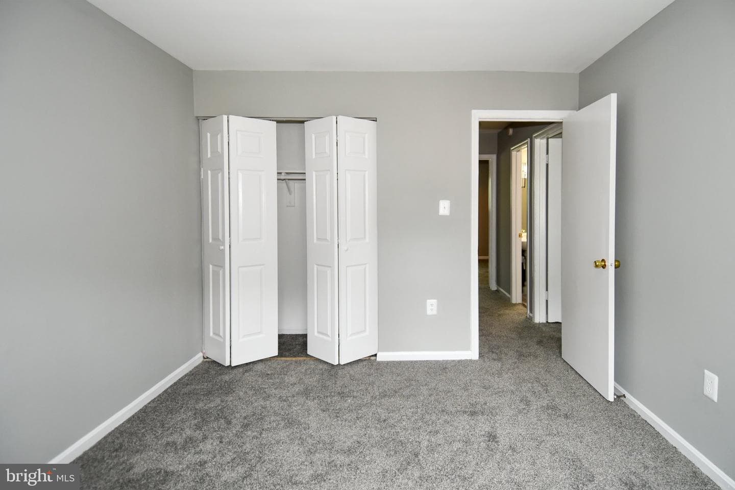 7737 Merrick Lane photo 24