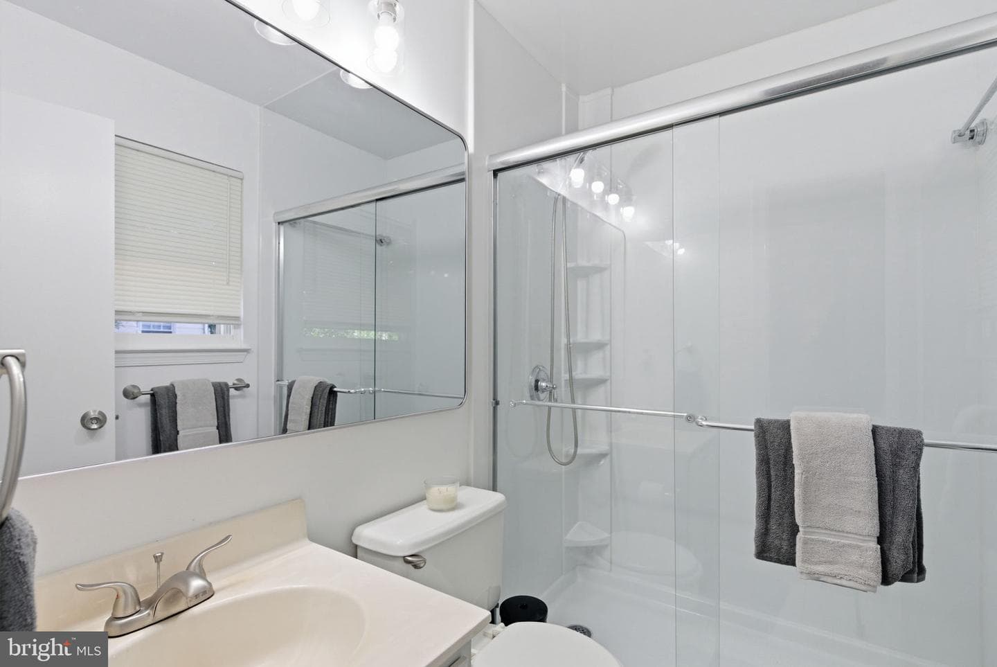 14858 London Lane photo 29