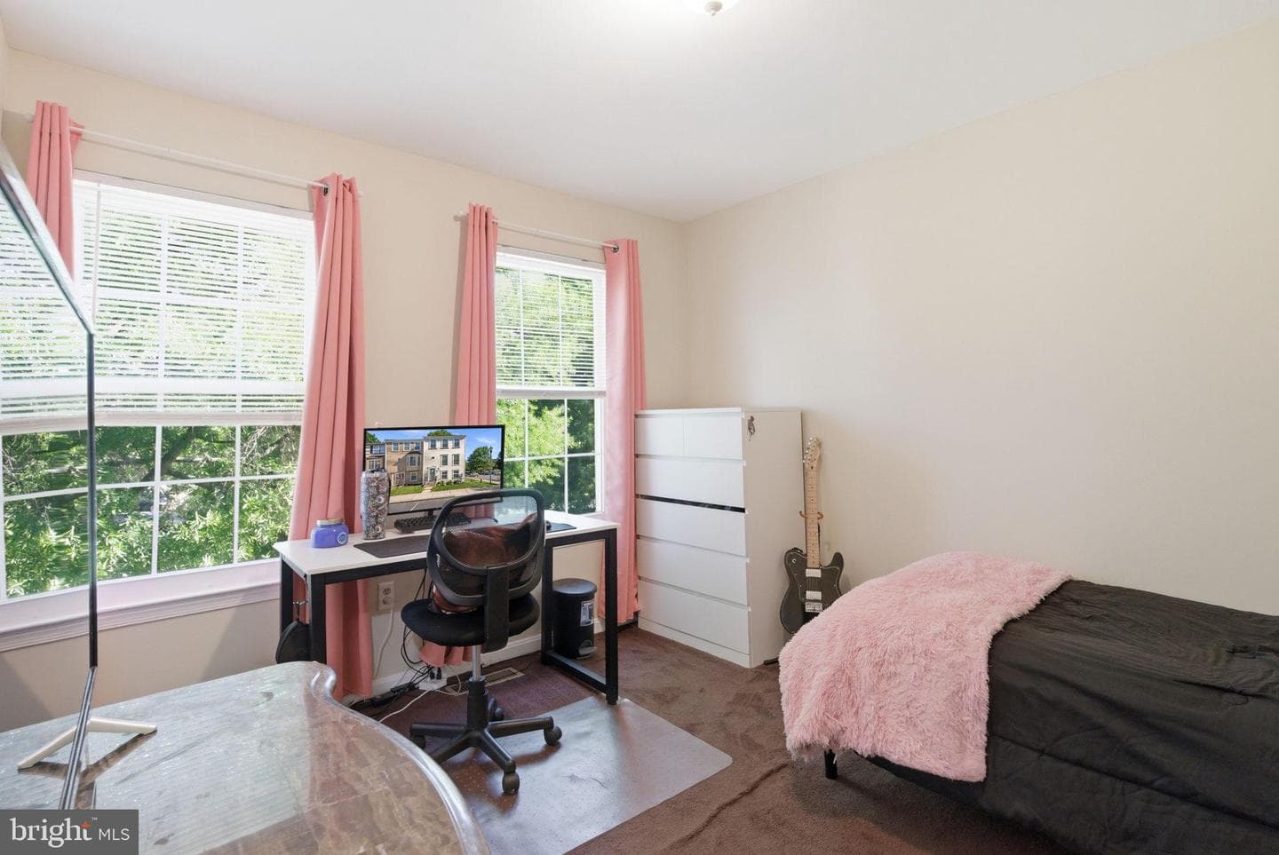 14858 London Lane photo 34