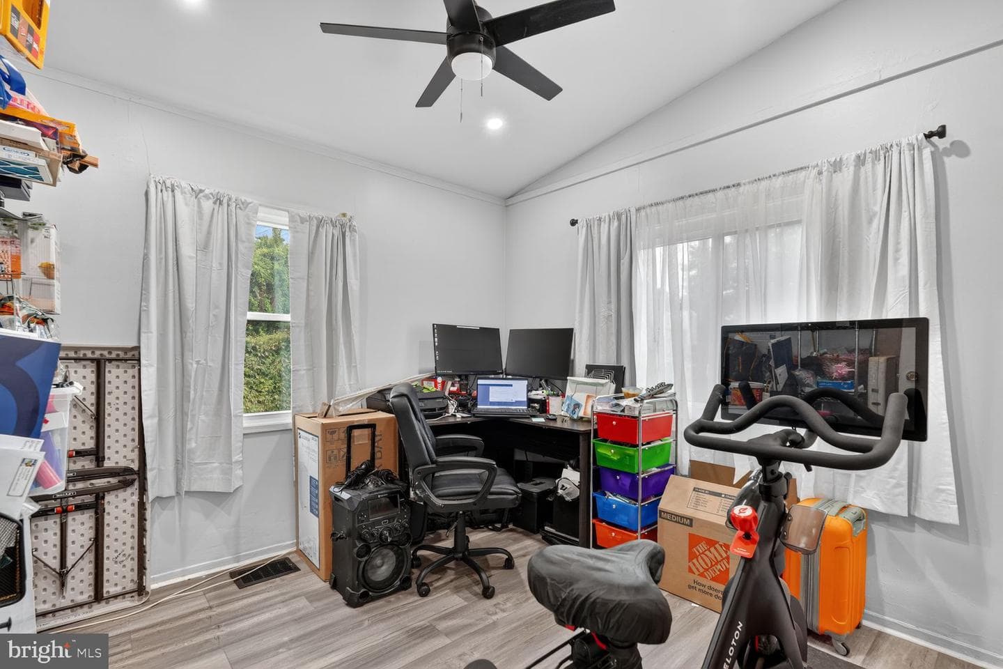 221 Seneca Drive photo 14