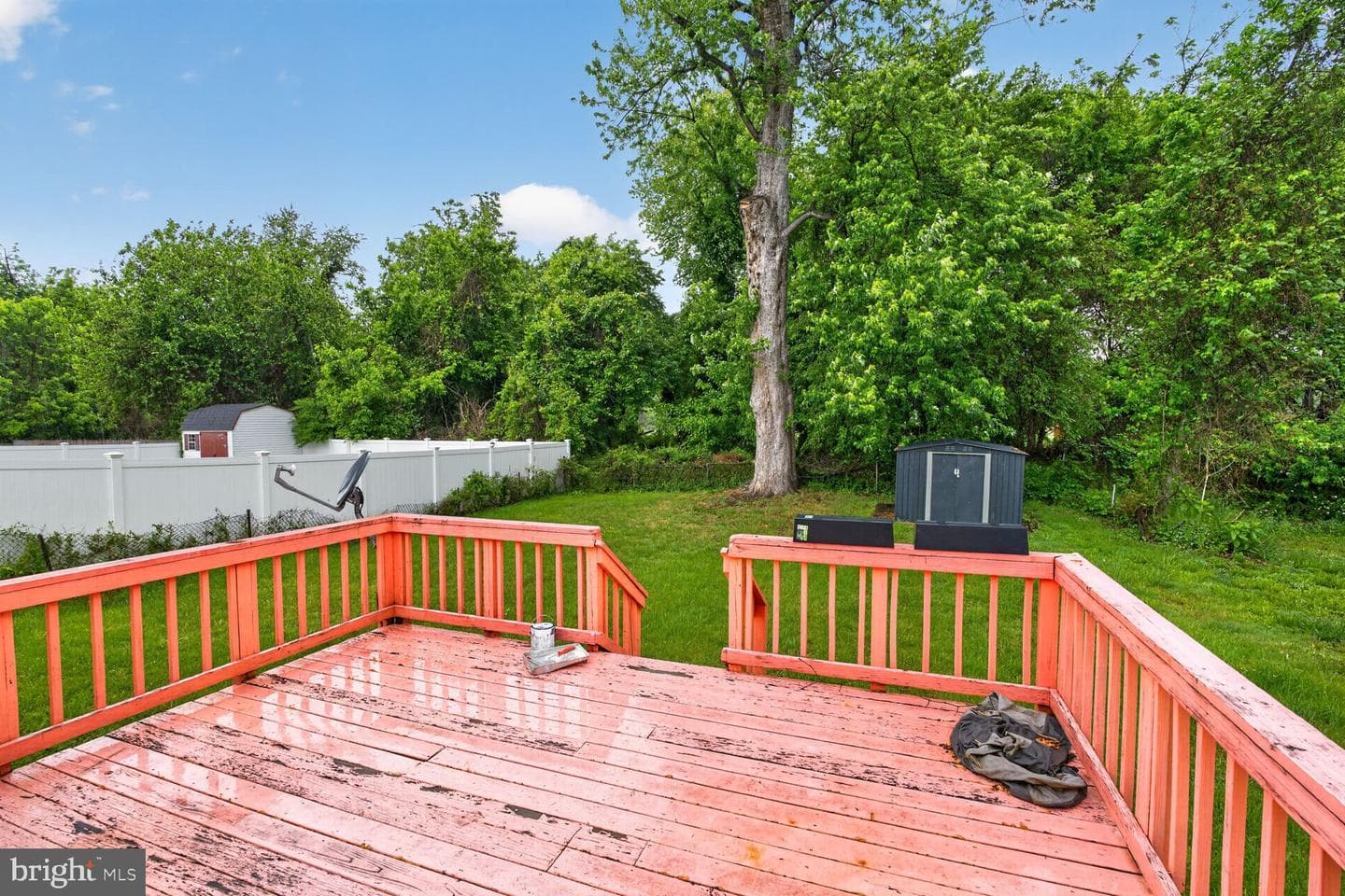 221 Seneca Drive photo 20