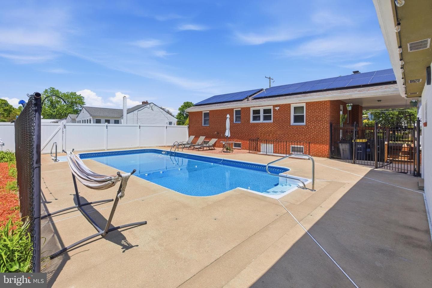 10905 Westwood Drive photo 4