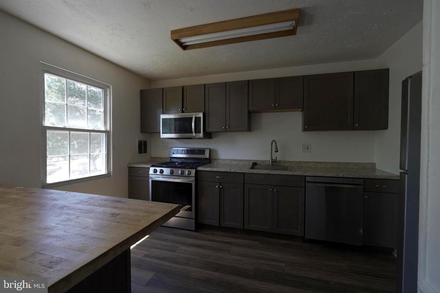 12836 Claxton Dr # 4-E photo 8