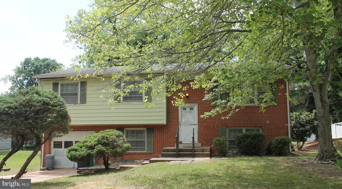 9309 Cross Bow Road