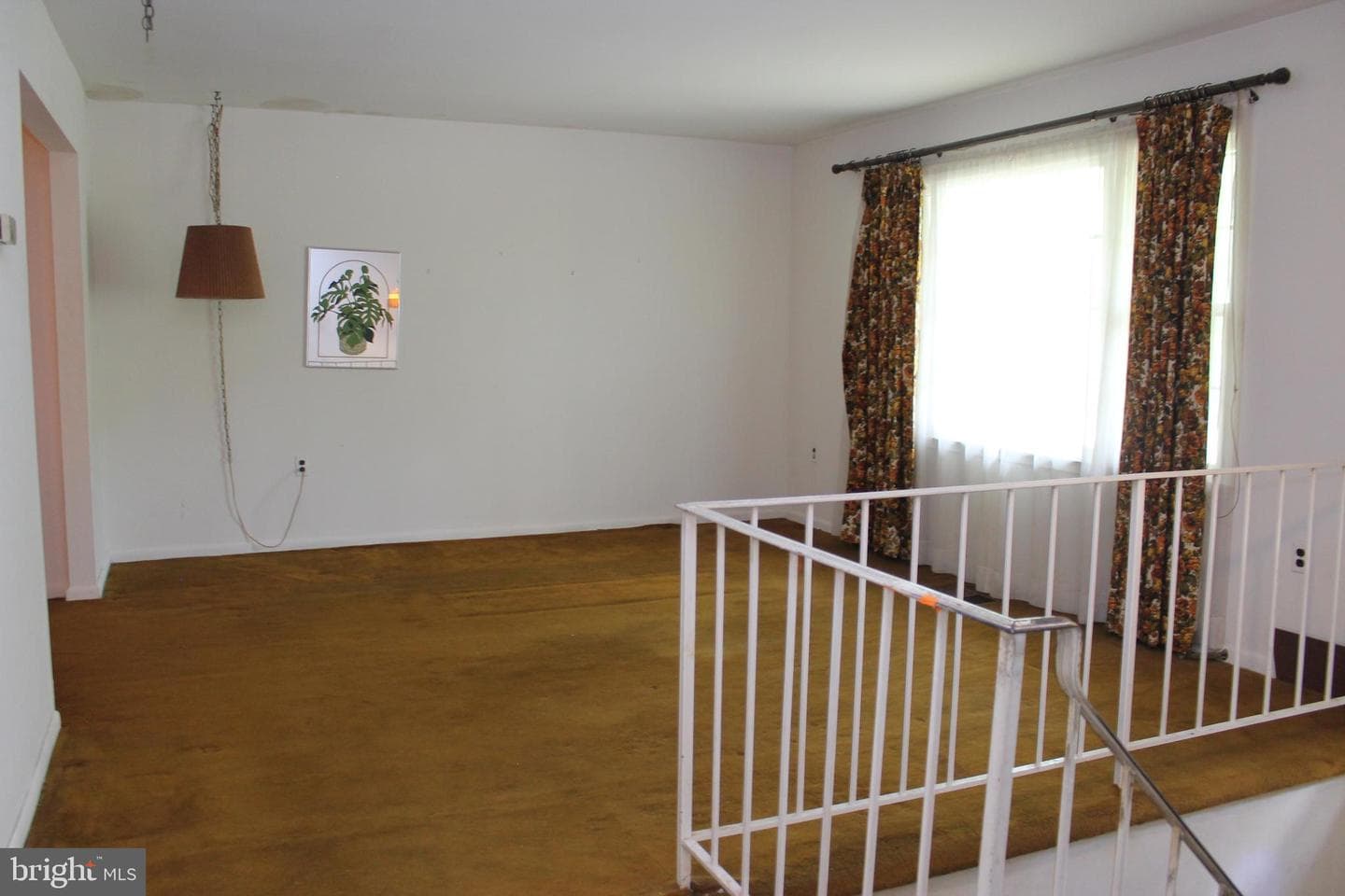9309 Cross Bow Road photo 3